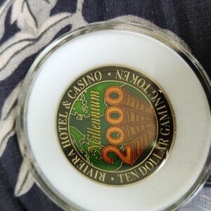 Riviera‎ Casino $10 Dollar Token Chip 2000 Rare